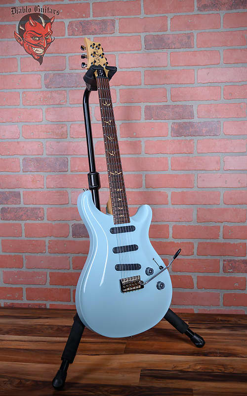 PRS 305 Powder Blue 2010 w/Gigbag