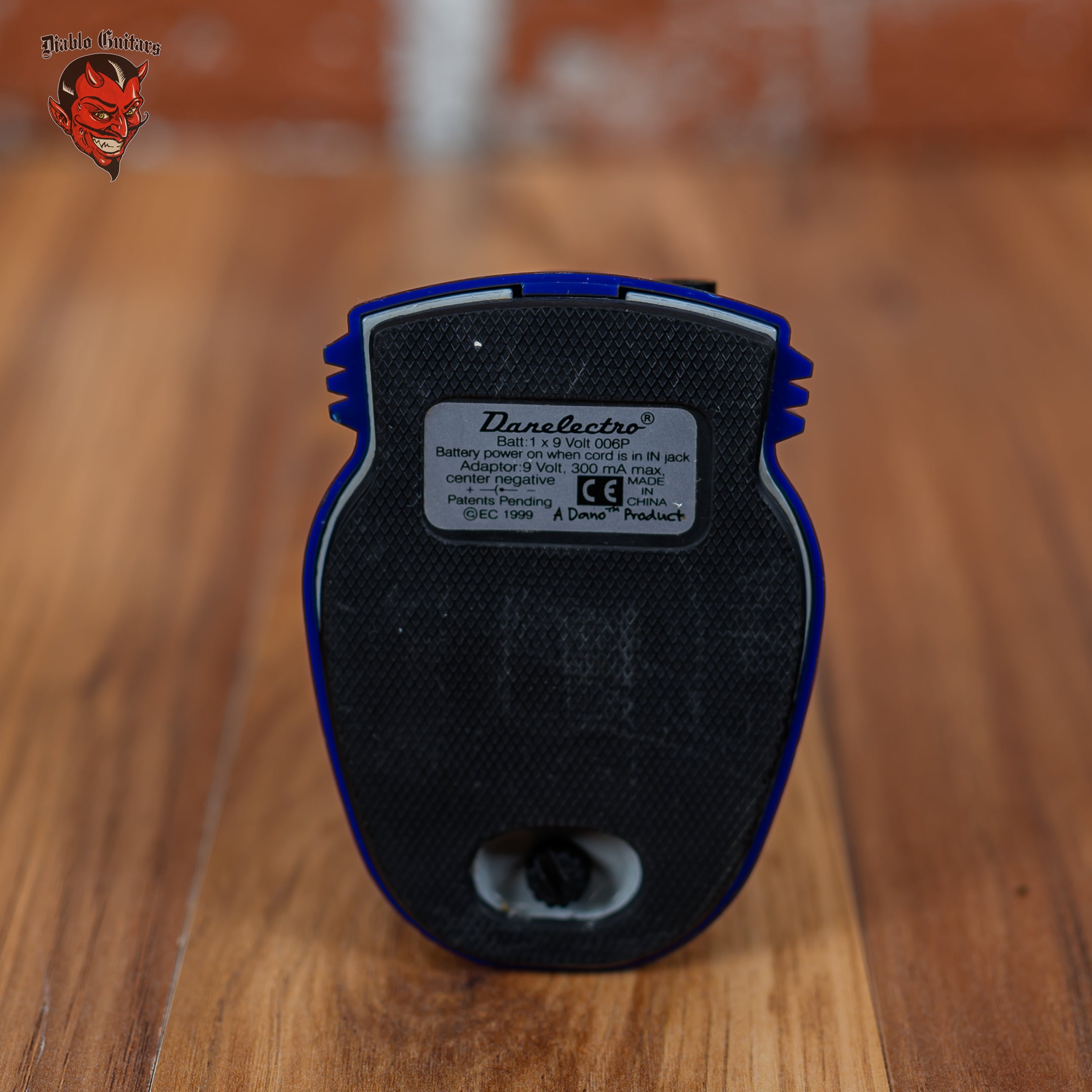 Danelectro ダンエレクトロ DJ-6 PEPPERONI PHASER Danelectro DJ-6 Pepperoni Phaser Pedal | zZounds