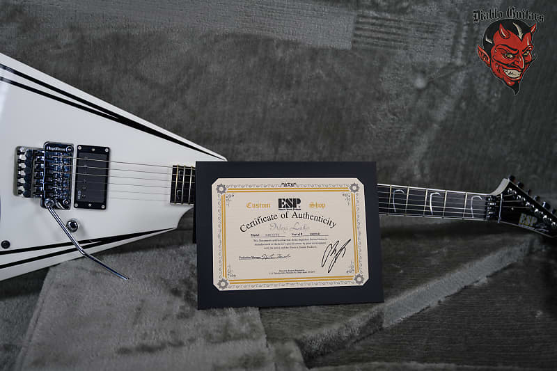 
                      
                        ESP Signature Series Alexi Laiho Scythe Custom White with Black Pinstripes 2024 w/OHSC
                      
                    