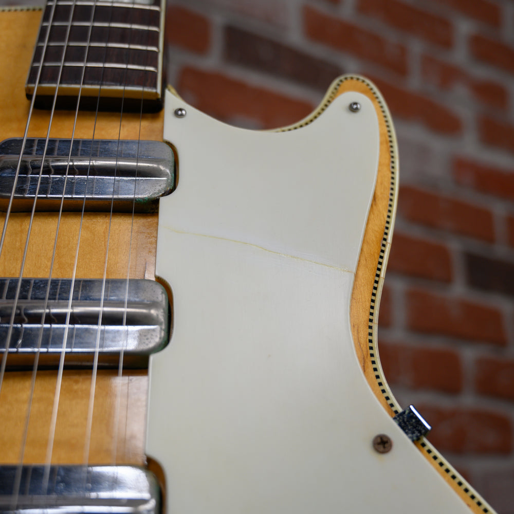 
                      
                        Silvertone Model 57 1445L Blonde Early 1960's w/OHSC
                      
                    