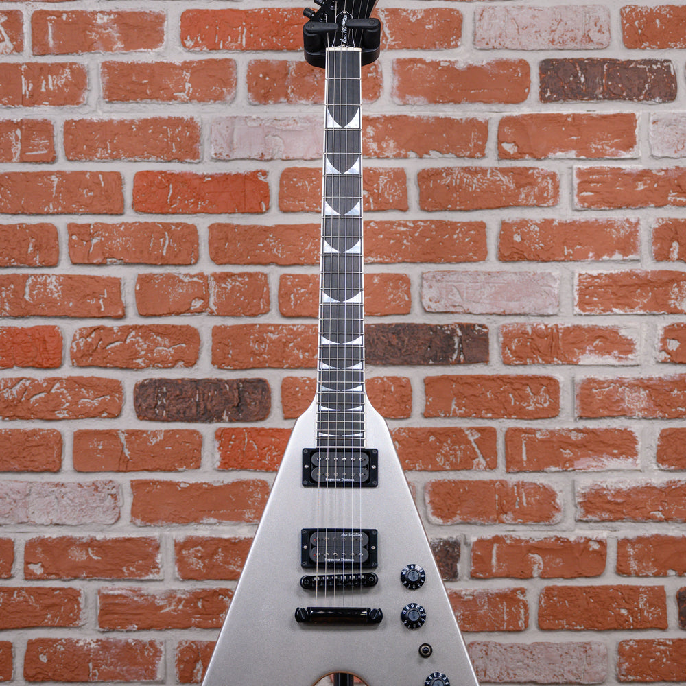 
                      
                        Gibson Dave Mustaine Signature Flying V EXP Demo Shop Metallic Silver 2022 w/OHSC
                      
                    