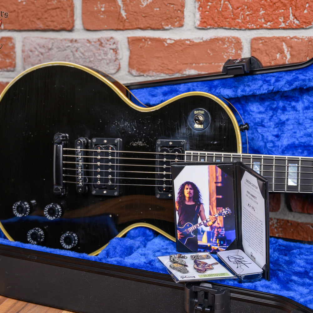 
                      
                        Gibson Custom Shop Kirk Hammett 1989 Les Paul Custom Murphy Lab Aged Ebony 2023 w/OHSC
                      
                    