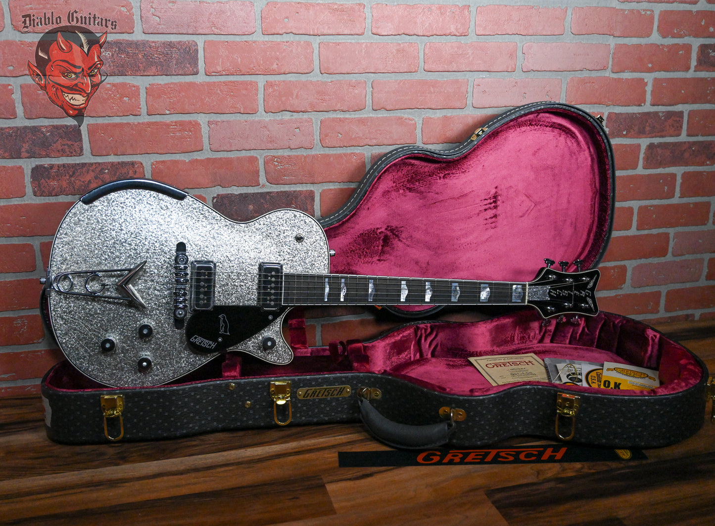 Gretsch USA Custom Shop G6124-55 ‘55 Penguin Master Built by Chad Henrichsen Silver Sparkle Drum Wrap Relic 2024 w/OHSC