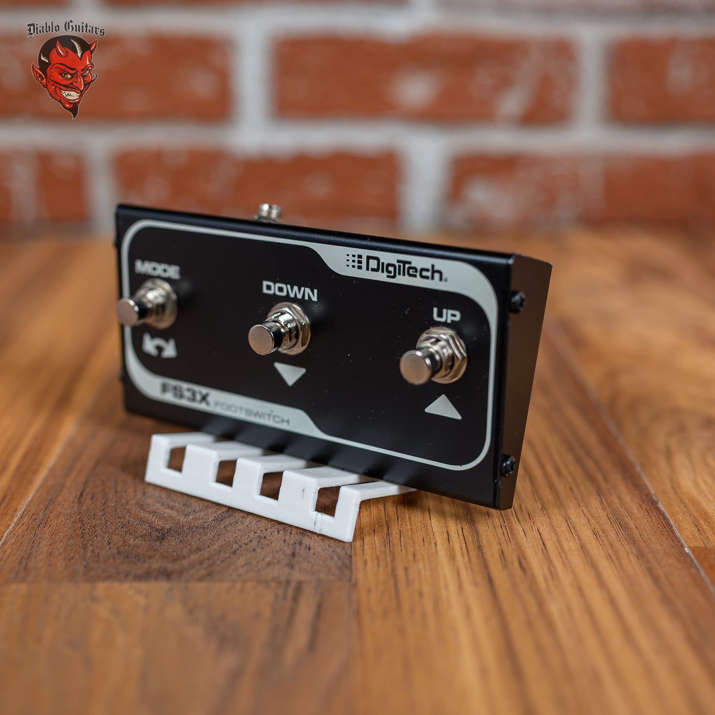 DigiTech FS3X 3 Button Footswitch Black