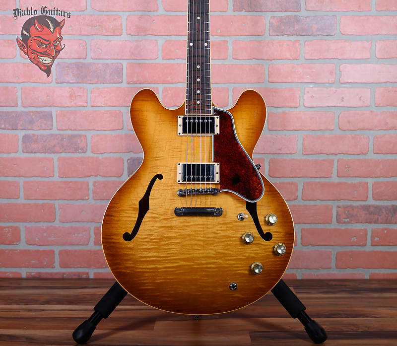 Gibson ES-335 Dot Reissue Flame Maple Top & Back Honeyburst 2005 w/OHSC