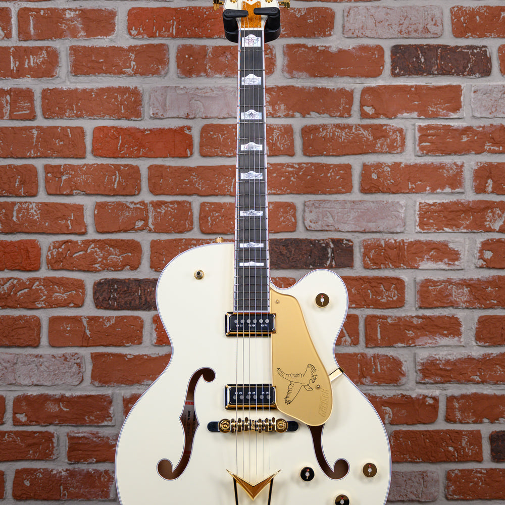 
                      
                        Gretsch G6136-55 Vintage Select '55 Falcon’ Hollowbody White Lacquer 2025 w/OHSC
                      
                    