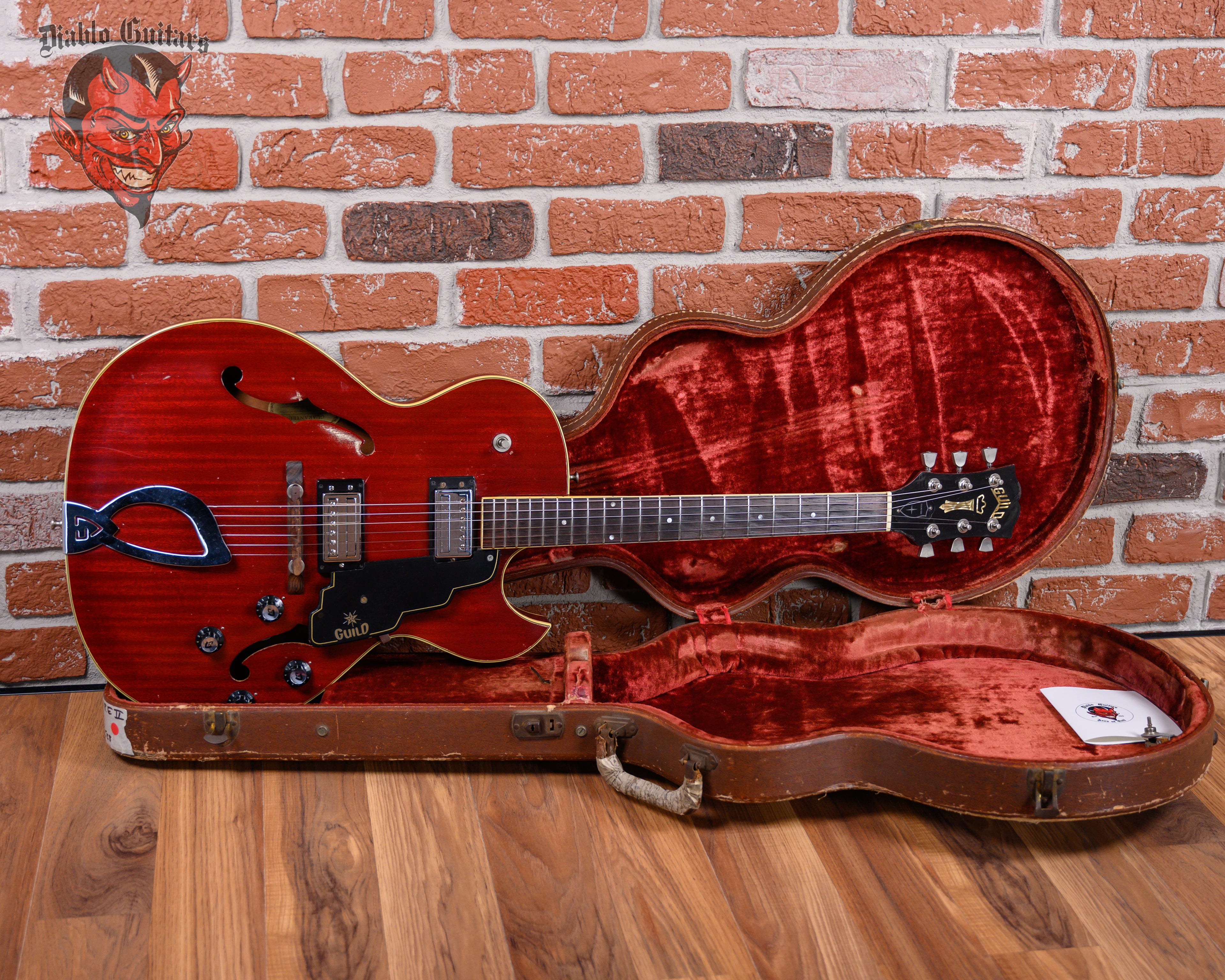 Guild Starfire II in Cherry Finish 1961 w/OHSC (Mods) – Diablo Guitars