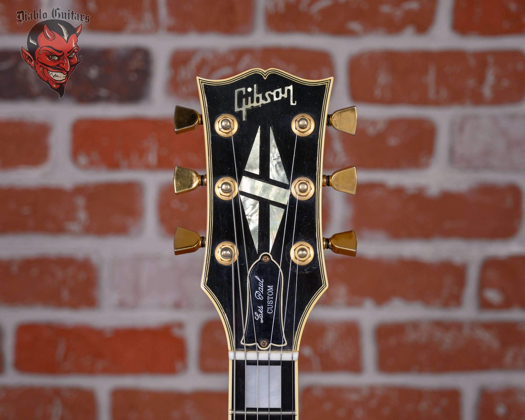 GIBSON Les Paul CUSTOM 1987年製 Gibson Les Paul Custom Classic White 1987 w/OHSC – Diablo Guitars