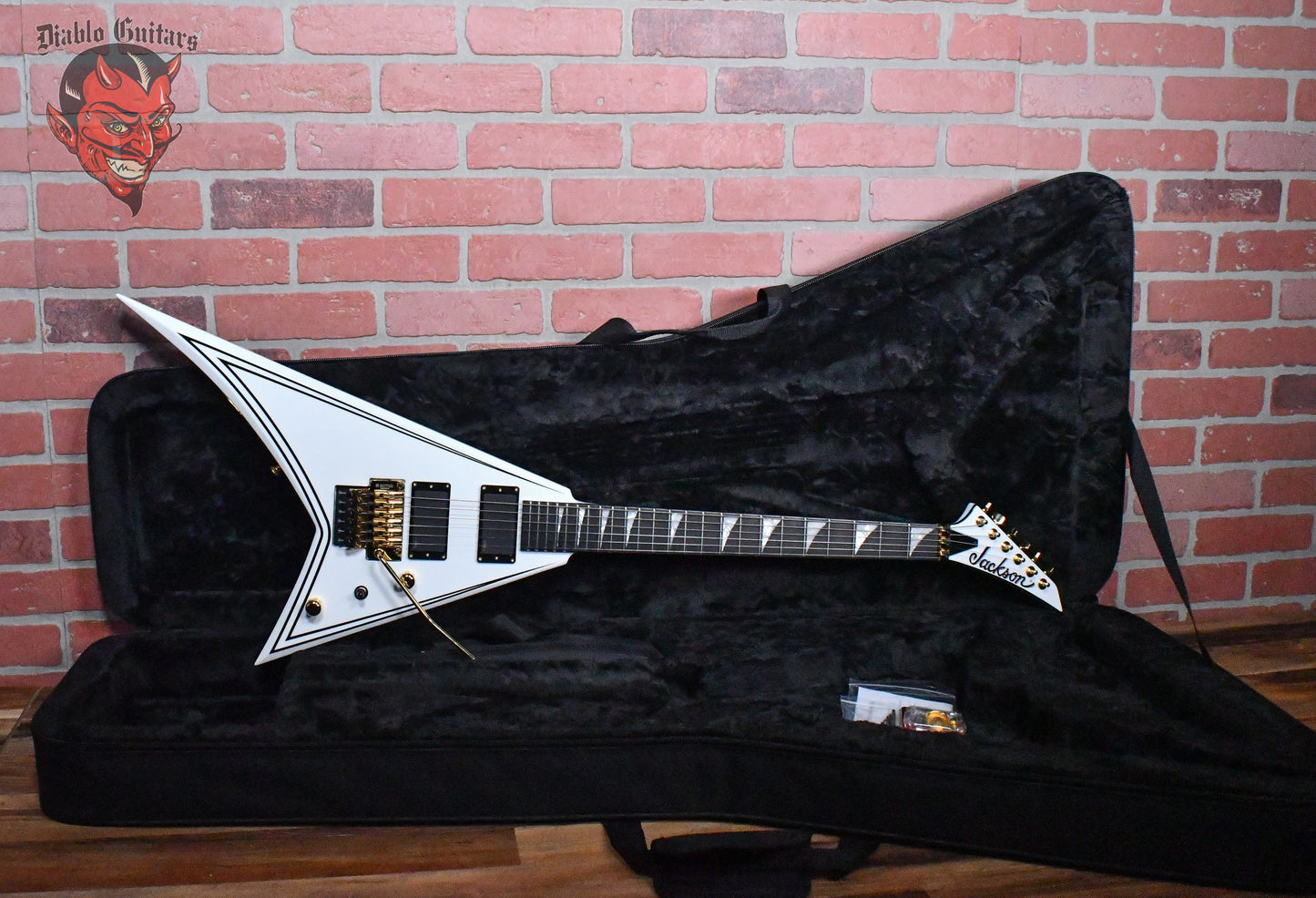 Jackson MJ Series Rhoads RR24MG White with Black Pinstripes 2024 Japan w/OSSC