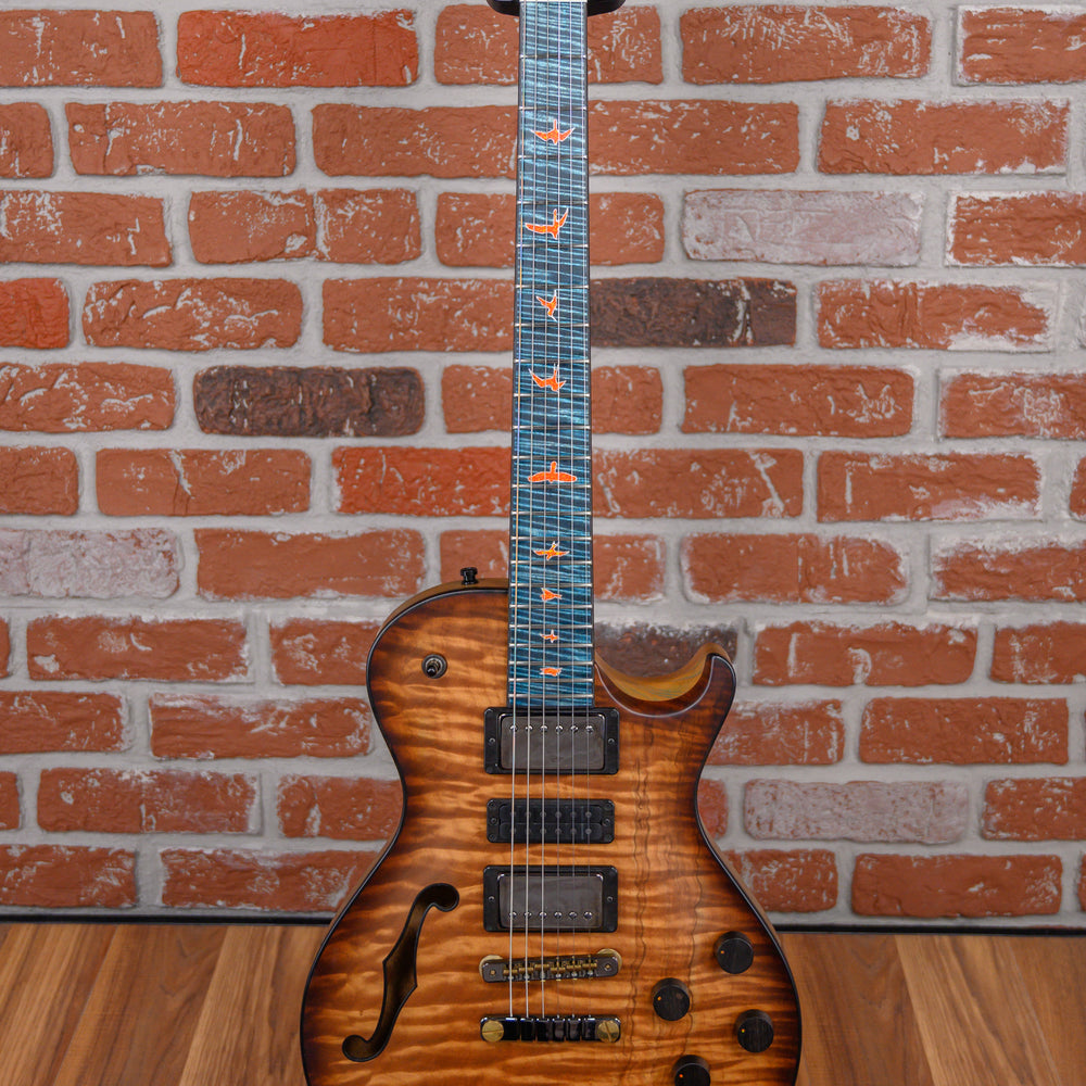 
                      
                        PRS Private Stock #9018 Singlecut 594 Semi-Hollow Roasted Figured Maple Natural Smoked Burst 2022 w/OHSC
                      
                    