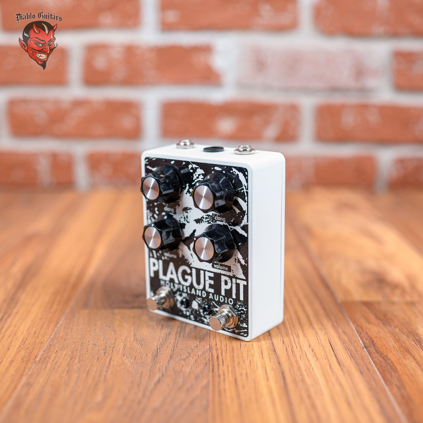 Holy Island Audio Plague Pit - Black / White