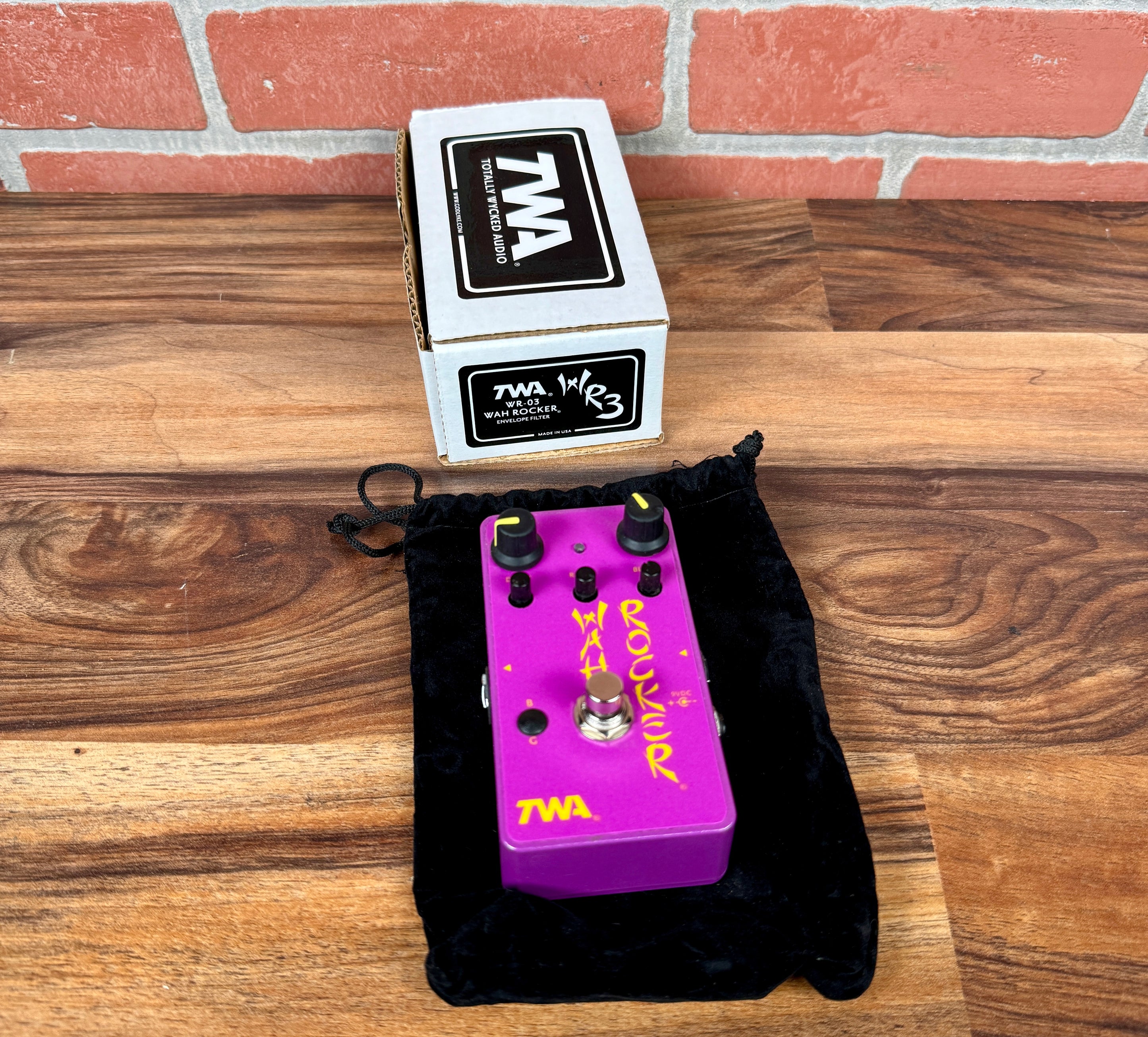 TWA WR-3 Wah Rocker 2010s - Purple With Box