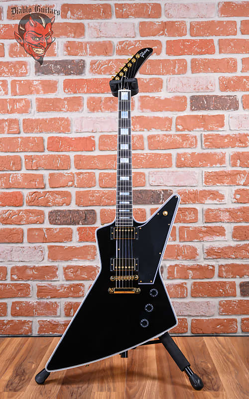 
                      
                        Gibson Custom Shop Explorer Ebony 2022 w/OHSC
                      
                    