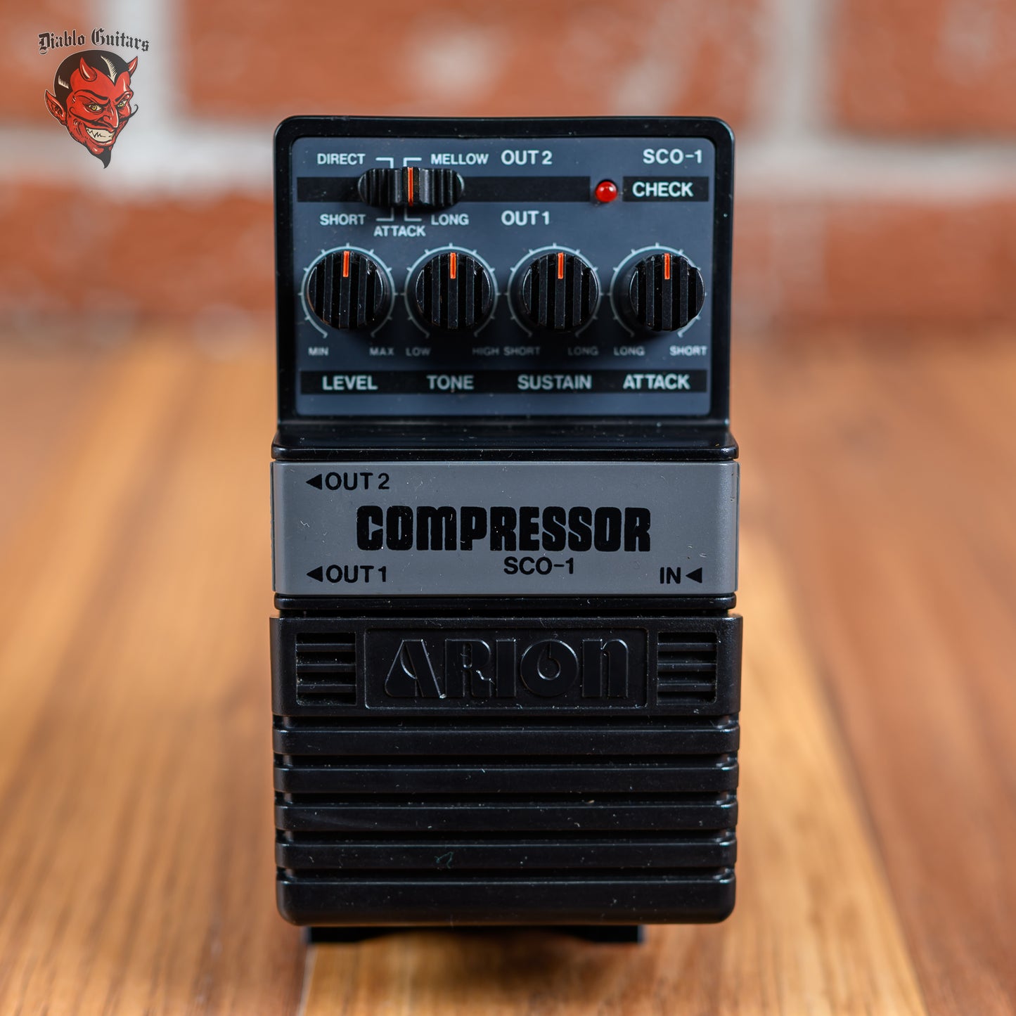 Arion SCO-1 Stereo Compressor Grey – Diablo Guitars