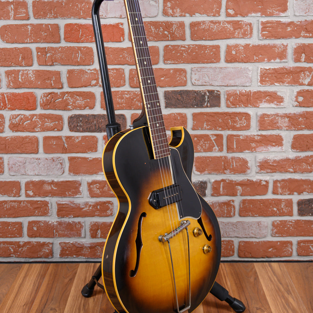 
                      
                        Gibson ES-225T Golden Sunburst 1955 w/OHSC
                      
                    