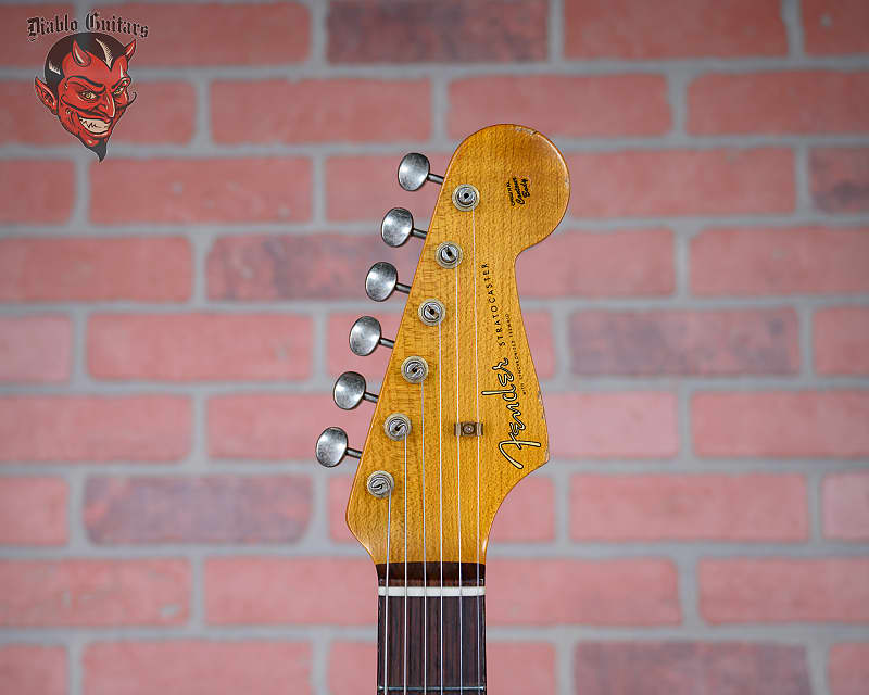 
                      
                        Fender Custom Shop S21 Event Limited Edition ‘62 Strat Aged Fiesta Red over Sunburst Relic 2022 w/OHSC
                      
                    