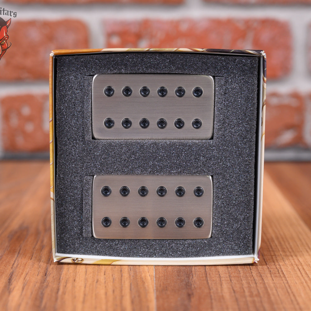 
                      
                        Bare Knuckle Juggernaut Humbucker set with Brushed Nickel Covers and Black Bolts 53mm Trem Spaced
                      
                    