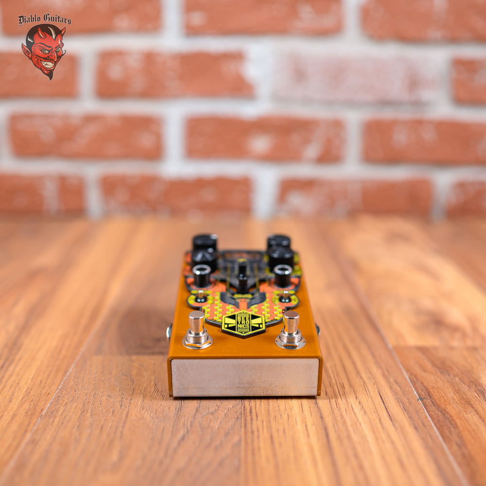 
                      
                        Beetronics Larva Morphing Phaser - Honey / Orange
                      
                    