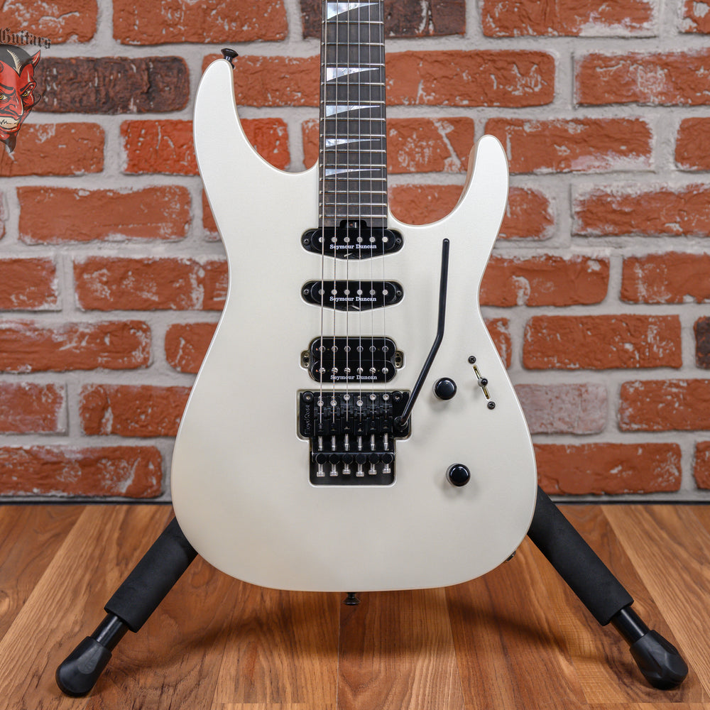 Jackson American Series Soloist SL3 Platinum Pearl w/OSSC (B-Stock)