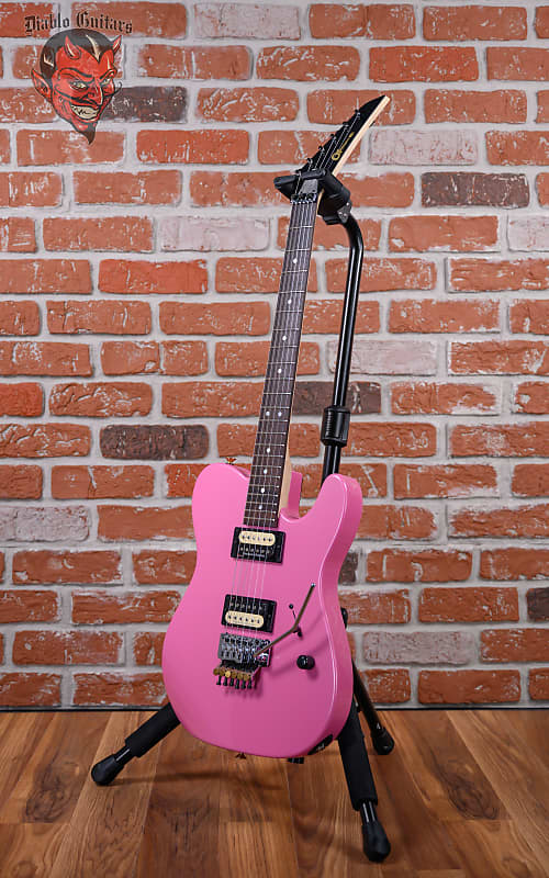 
                      
                        Charvel USA Custom Shop Special Edition San Dimas Style 2 2H FR84 Platinum Pink 2024
                      
                    