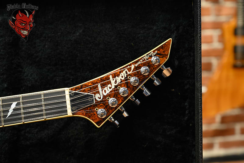 
                      
                        Jackson USA Custom Shop Back to Back Double Neck Rhoads One Off Master Built by Pablo Santana  Rootbeer Swirl 2005 w/OHSC
                      
                    