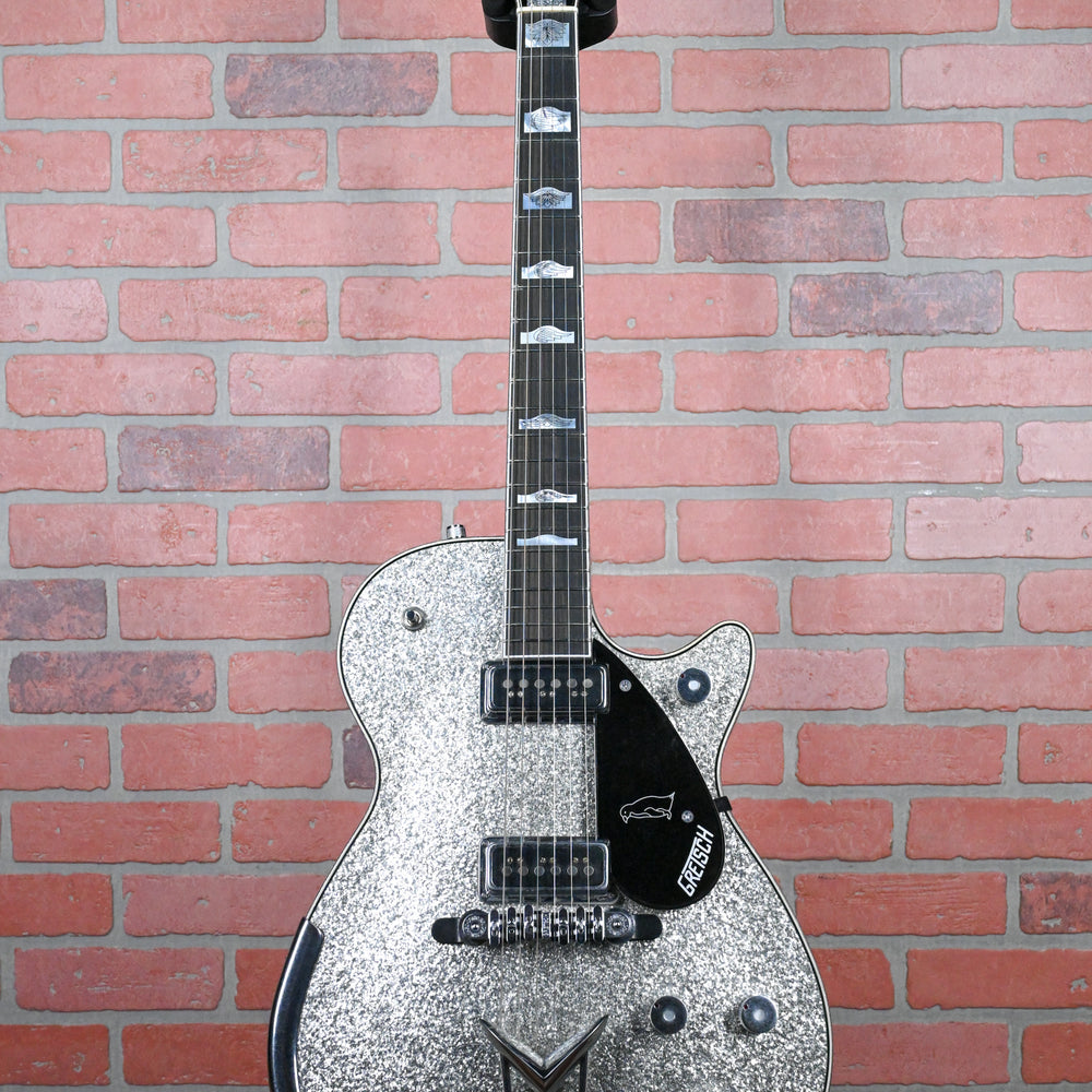 
                      
                        Gretsch USA Custom Shop G6124-55 ‘55 Penguin Master Built by Chad Henrichsen Silver Sparkle Drum Wrap Relic 2024 w/OHSC
                      
                    