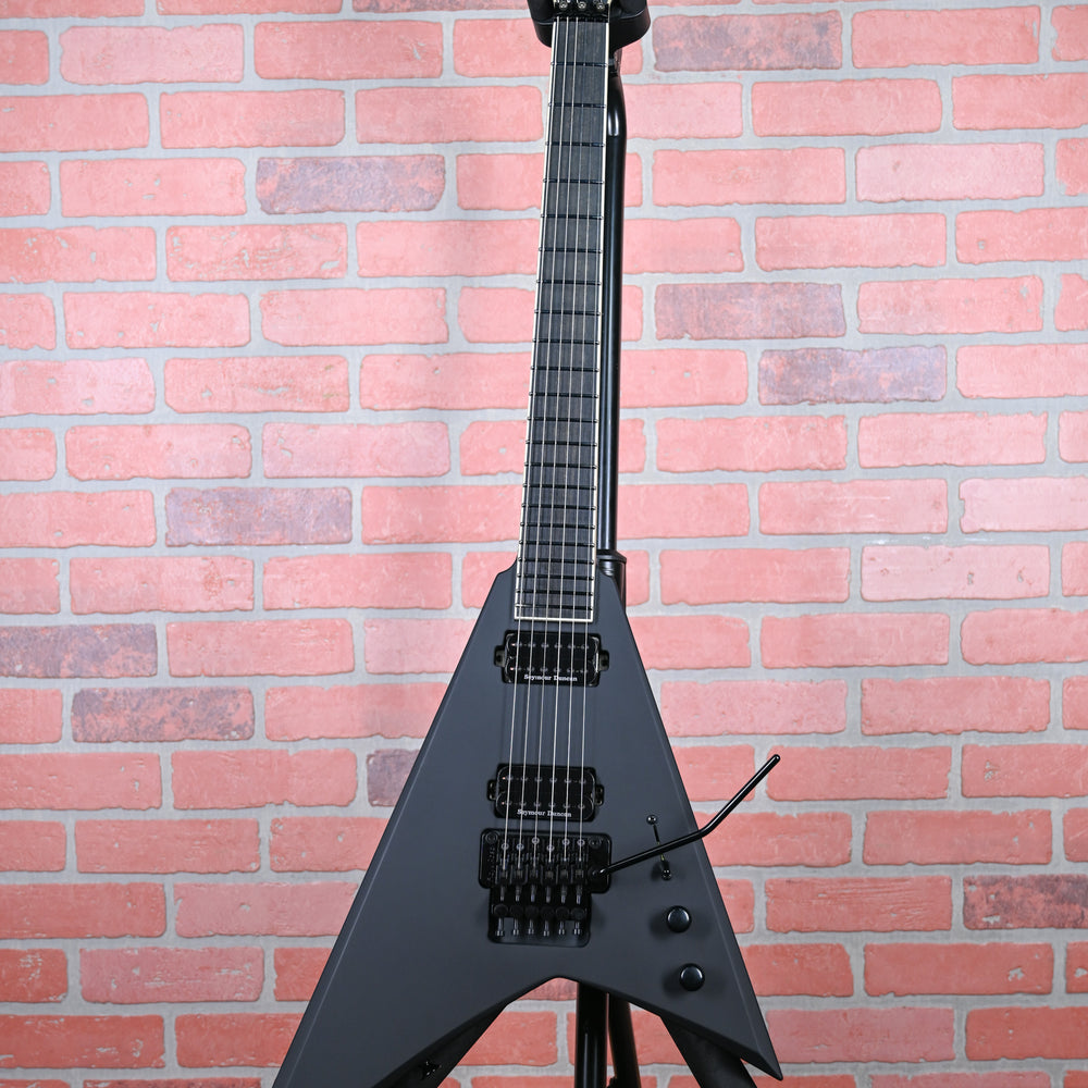 
                      
                        Jackson USA Custom Shop RR1 Rhoads Satin Black 2024 w/OHSC
                      
                    