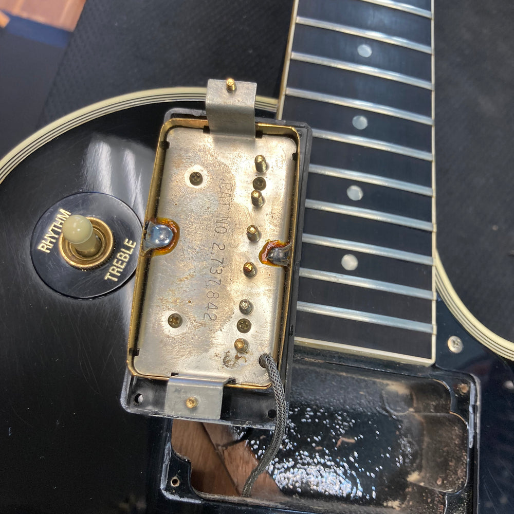 
                      
                        Gibson Les Paul Studio Custom Ebony 1986 w/OHSC
                      
                    