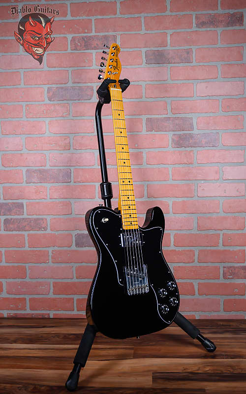 
                      
                        Fender American Vintage II '77 Telecaster Custom with Maple Fretboard Black 2022 w/OHSC
                      
                    