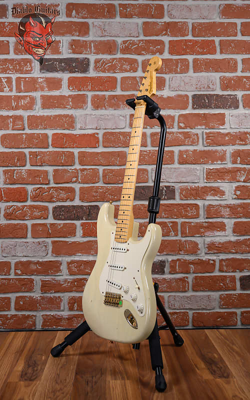 
                      
                        Fender Custom Shop 1956 Stratocaster Relic Vintage Blonde 2004 w/OHSC
                      
                    