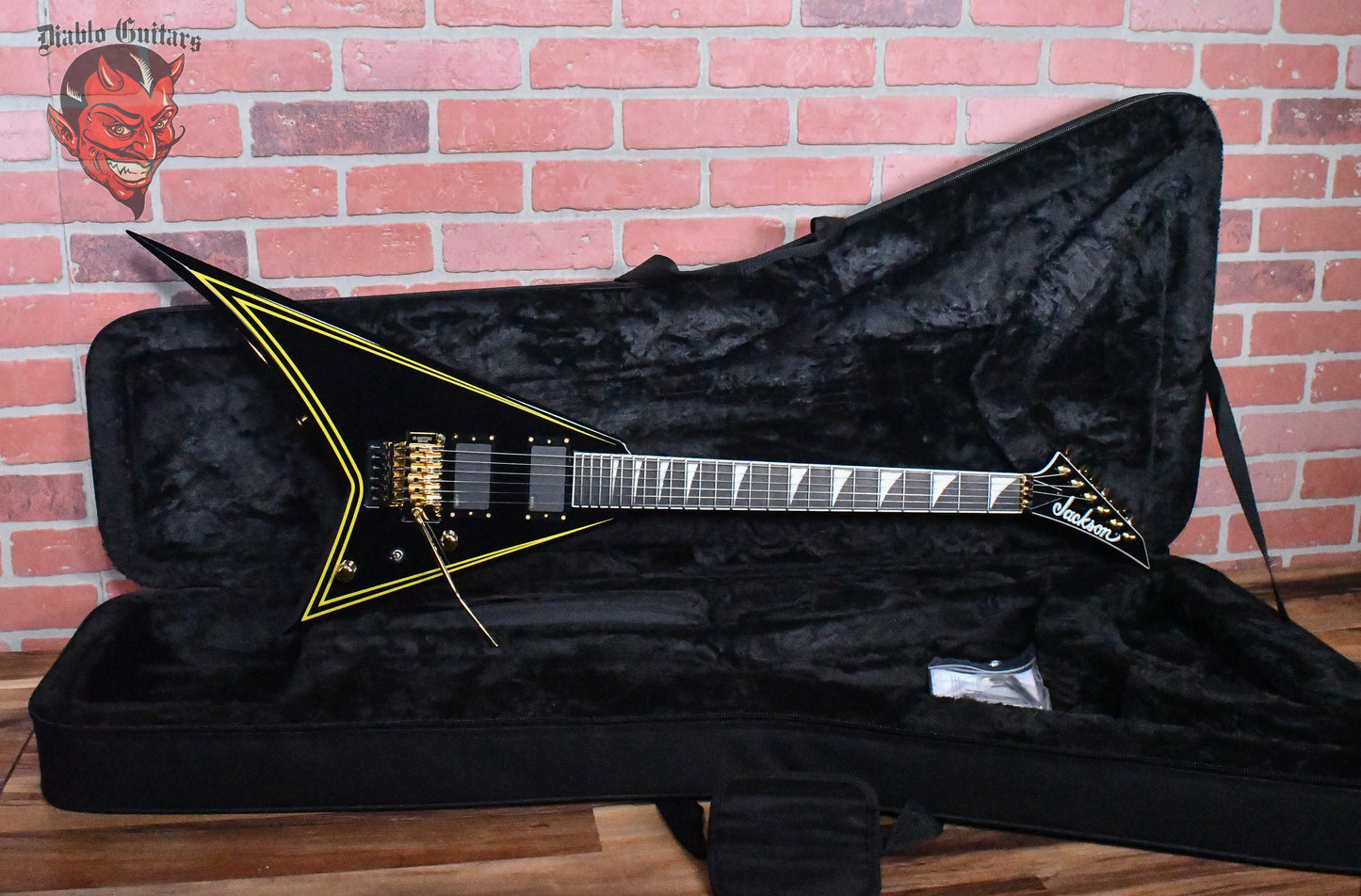 Jackson MJ Series Rhoads RR24MG Black with Yellow Pinstripes 2024 w/OSSC (B-stock)