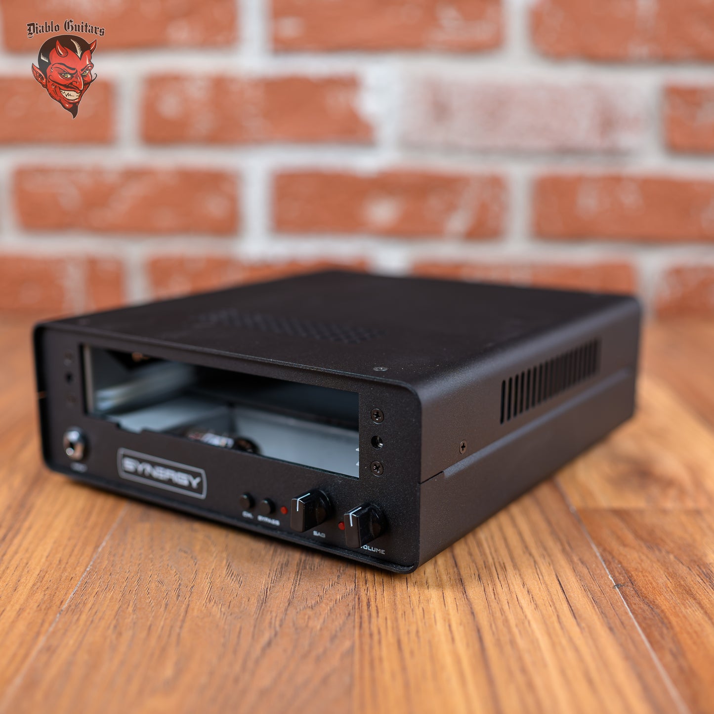 Synergy SYN-1 Rack Mount Preamp w/ 1 Module Slot - Black