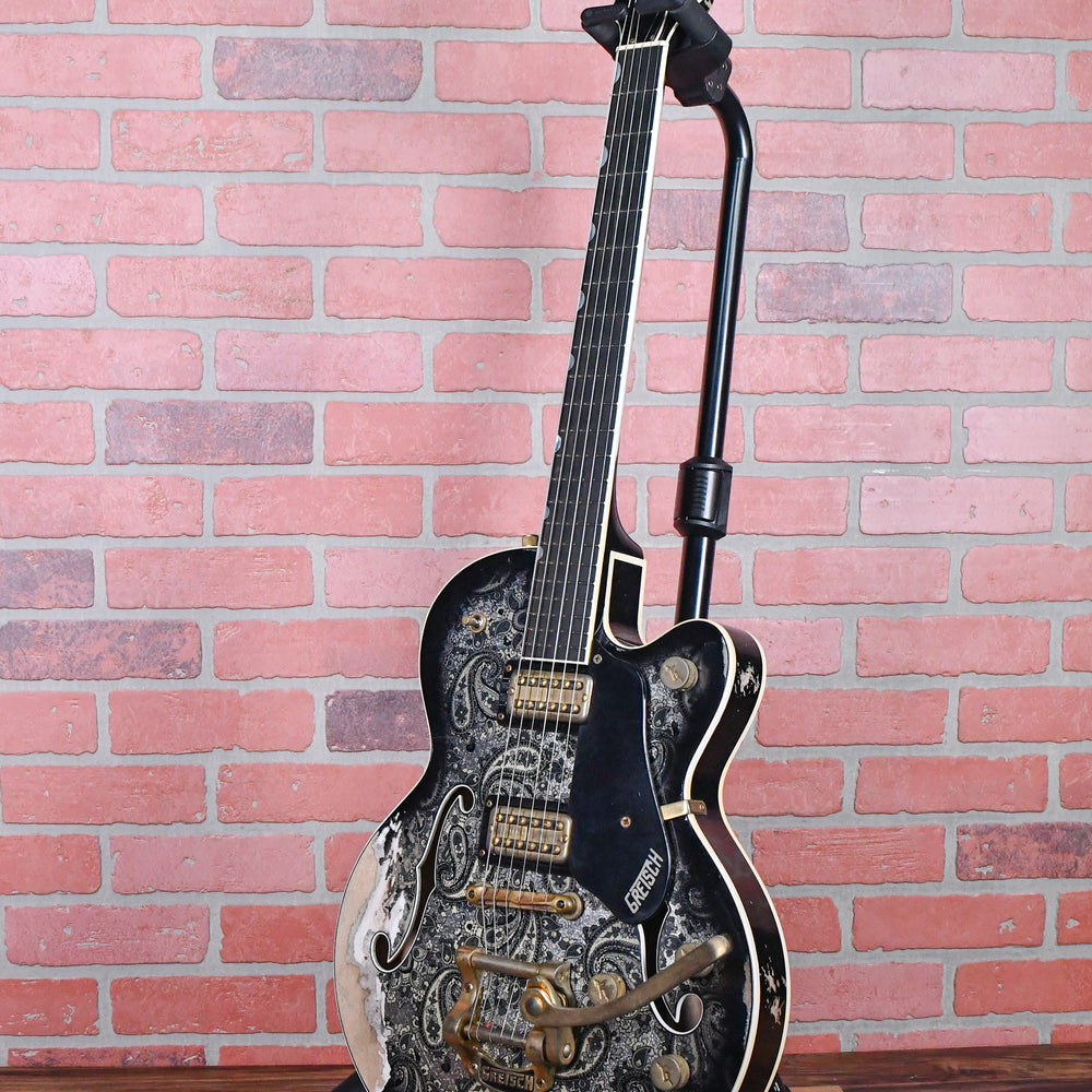 
                      
                        Gretsch USA Custom Shop G6659-CST Master Built By Gonzalo Madrigal Black Paisley Heavy Relic 2024 w/OHSC
                      
                    