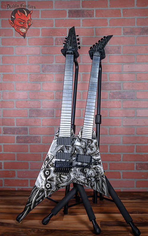 
                      
                        Jackson USA Custom Shop Custom Rhoads Double Neck 6&7 String Master Built by Pablo Santana Mike Learn Skulls Graphic 2012 w/OHSC
                      
                    