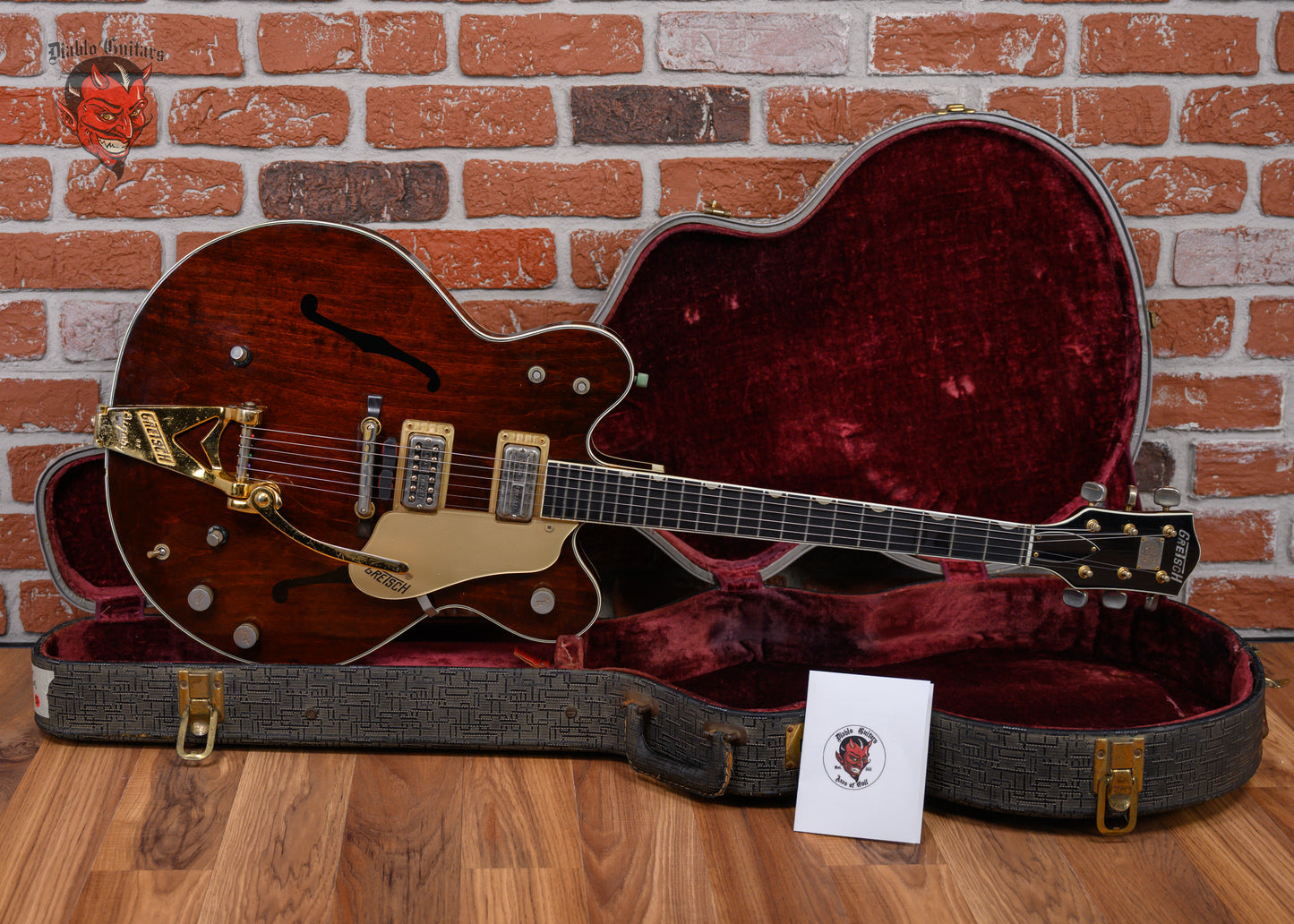 Gretsch 6122 Chet Atkins Country Gentleman Walnut 1965 w/OHSC