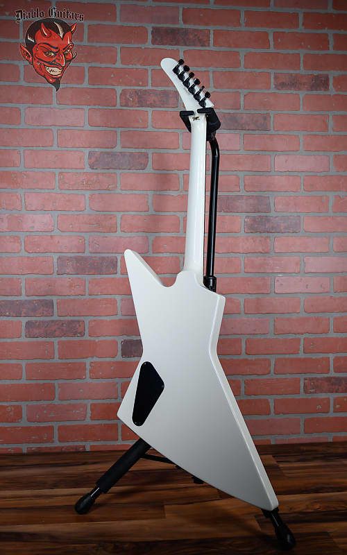 
                      
                        ESP MX-250 Custom Snow White 2020 w/OHSC
                      
                    