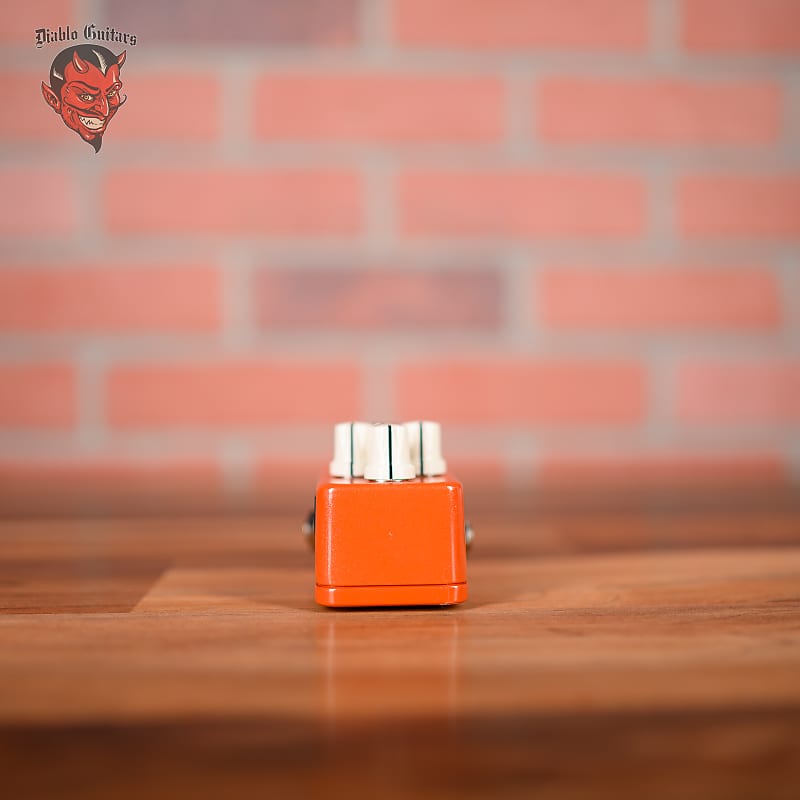 
                      
                        TC Electronic Shaker Mini Vibrato Orange
                      
                    