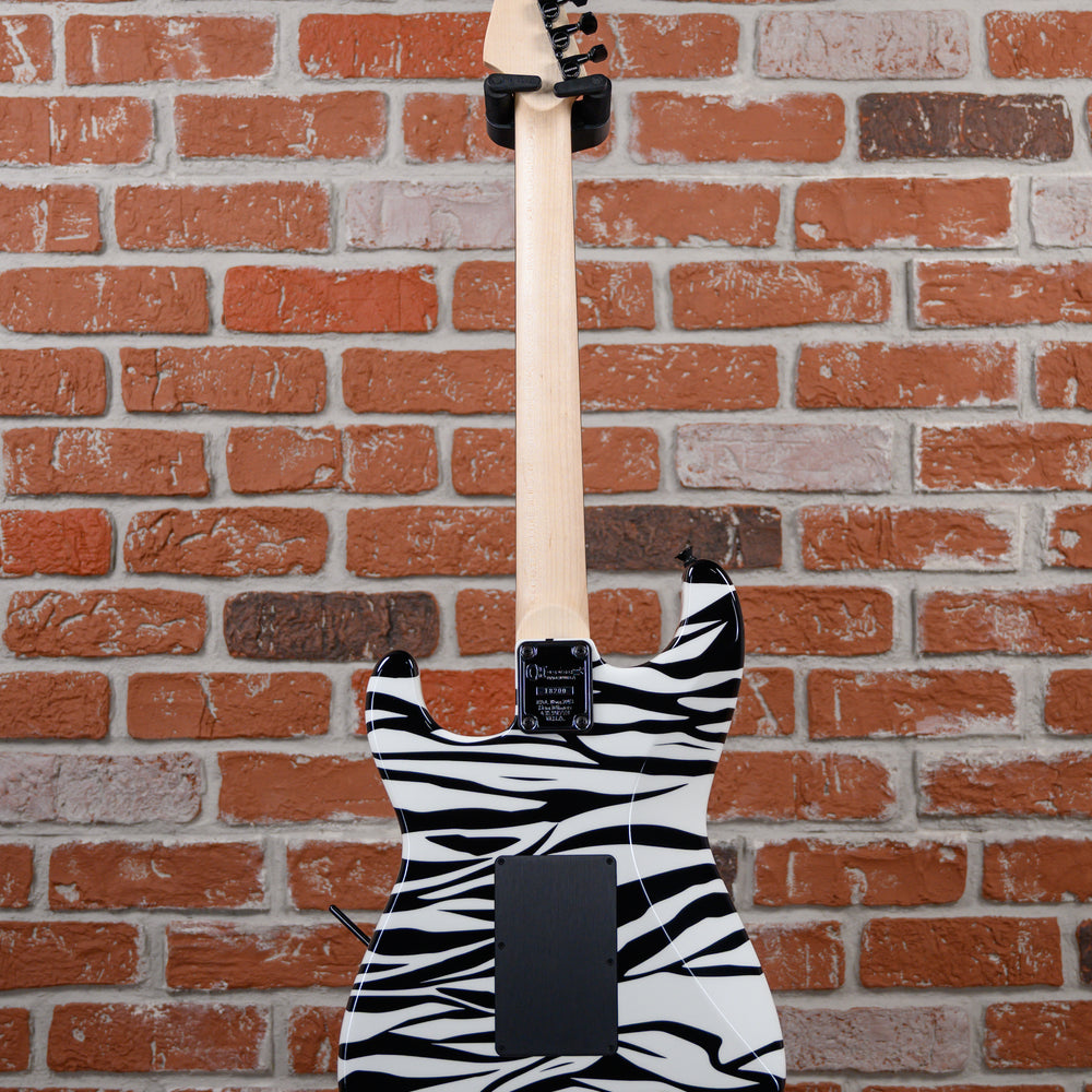 
                      
                        Charvel USA Custom Shop Special Edition SO Cal Hand Painted Zebra Graphic By Dan Lawrence 2025 w/OHSC
                      
                    