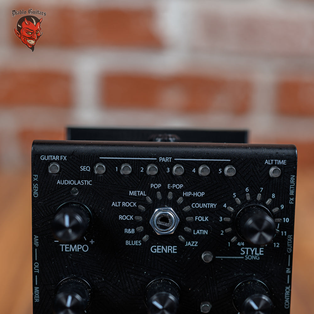 
                      
                        DigiTech TRIO Plus Band Creator + Looper Black
                      
                    