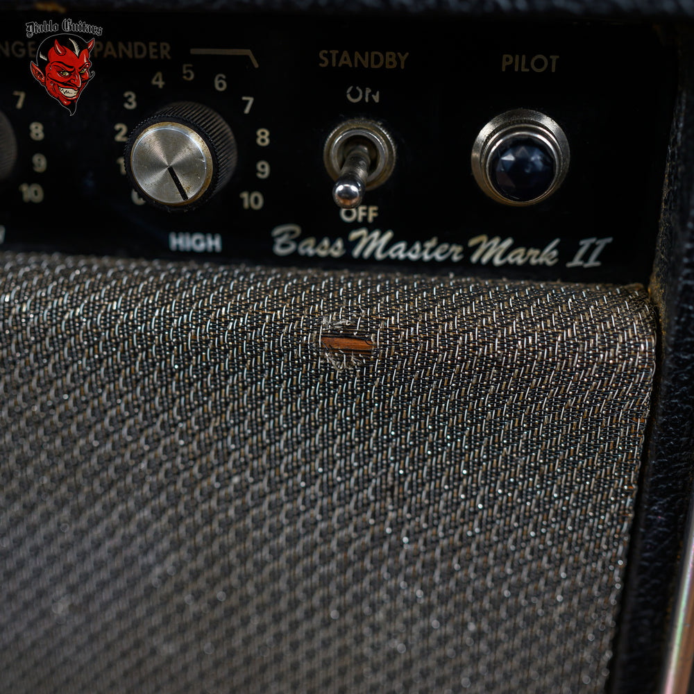 
                      
                        Traynor YBA-1A Bass Master Mark II 90-Watt Guitar / Bass Head Late 1970s Black with Silver Grill
                      
                    