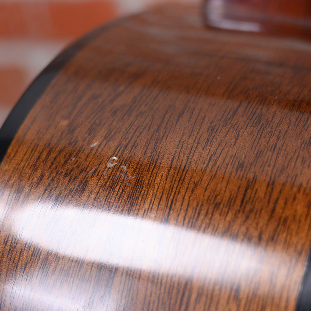 
                      
                        Favilla C6 Concerto Natural 1960s w/Hard Shell Case
                      
                    