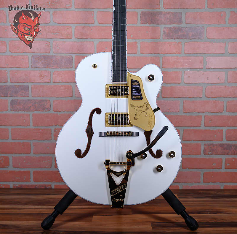 Gretsch Professional Collection Falcon Hollow Body with String-Thru Bigsby White 2024 w/OHSC