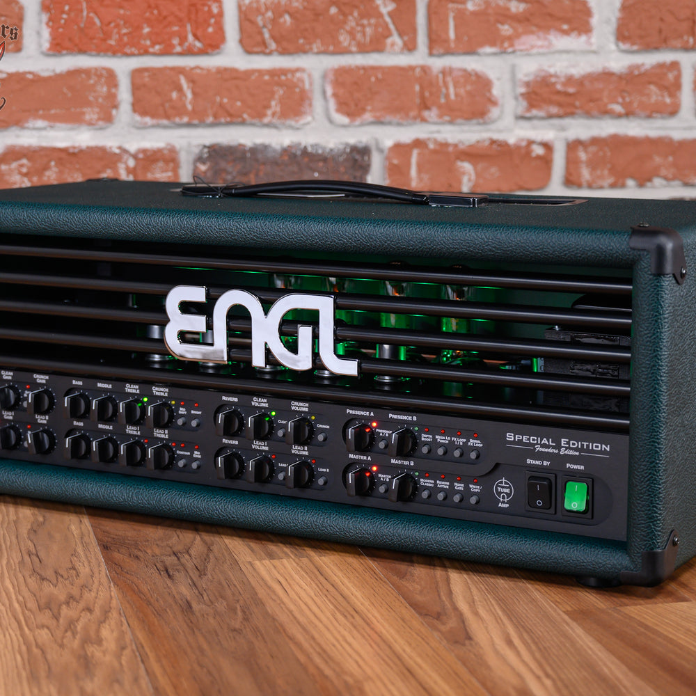 
                      
                        Engl Custom Shop Special Edition Founders Edition E670FE 5-Channel 100-watt all Tube Head with EL34 Tubes Green Bronco
                      
                    