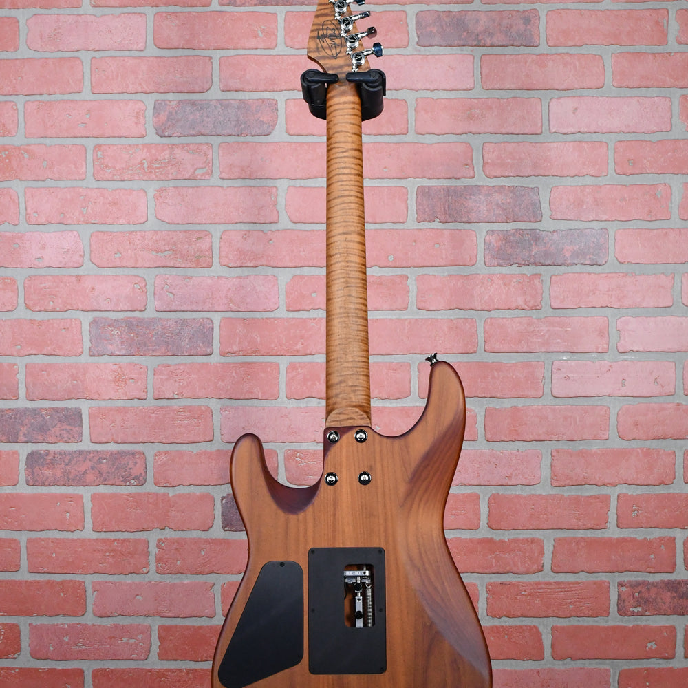 
                      
                        Charvel USA Custom Shop Guthrie Govan USA Signature HSH Natural Flame Maple Top caramelized Flame Maple Neck 2024 w/OHSC
                      
                    