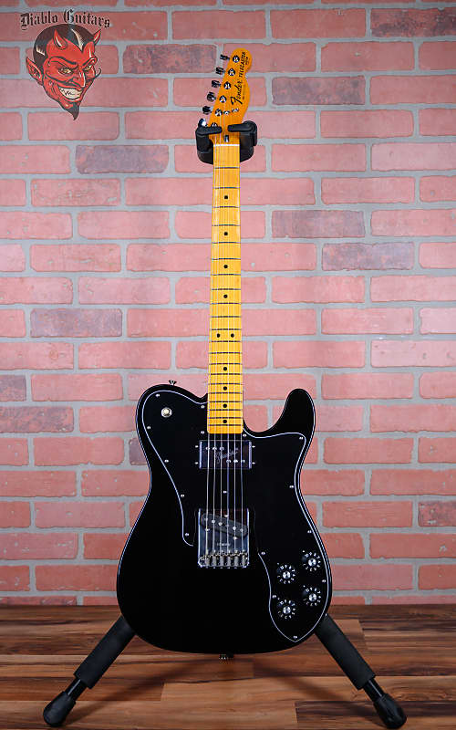 
                      
                        Fender American Vintage II '77 Telecaster Custom with Maple Fretboard Black 2022 w/OHSC
                      
                    