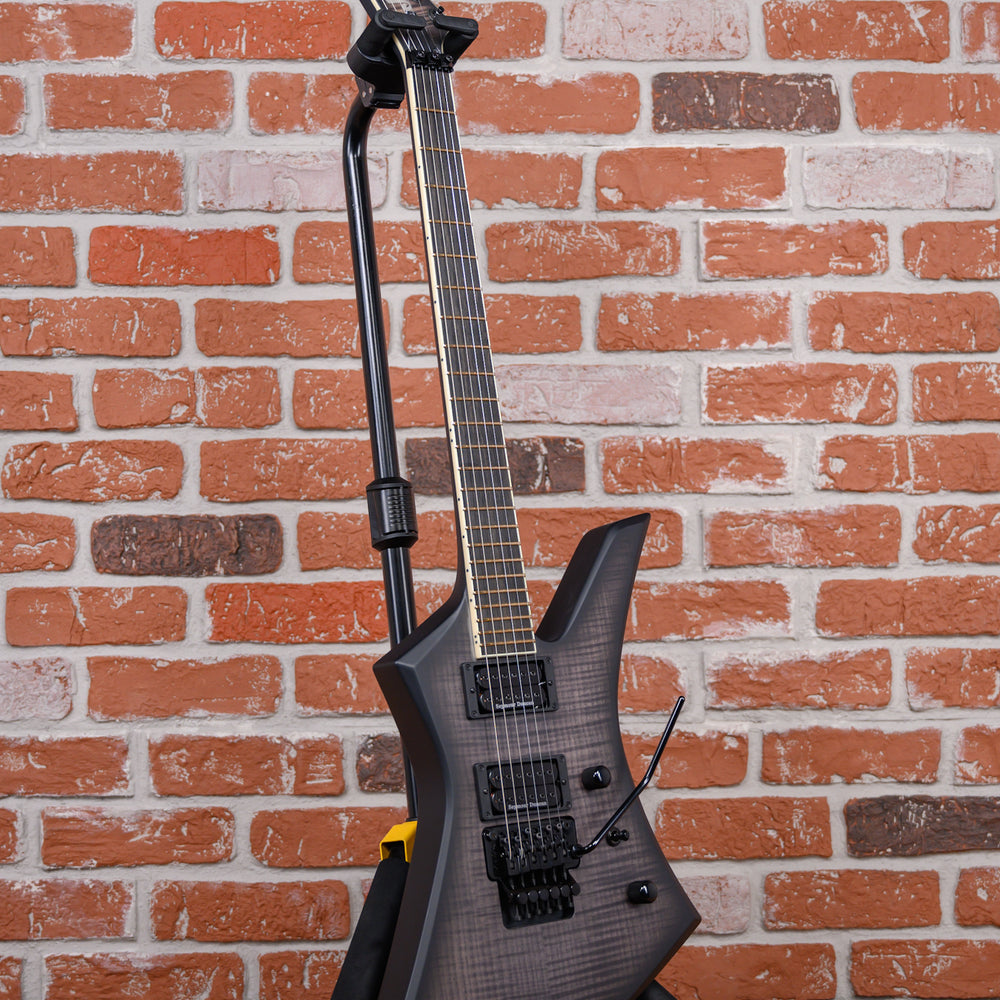 
                      
                        Jackson USA Custom Shop Kelly  KE2 Flame Maple Top Matte Satin Trans Black Burst W/Matching Reverse Headstock 2024 w/OHSC (B-Stock)
                      
                    