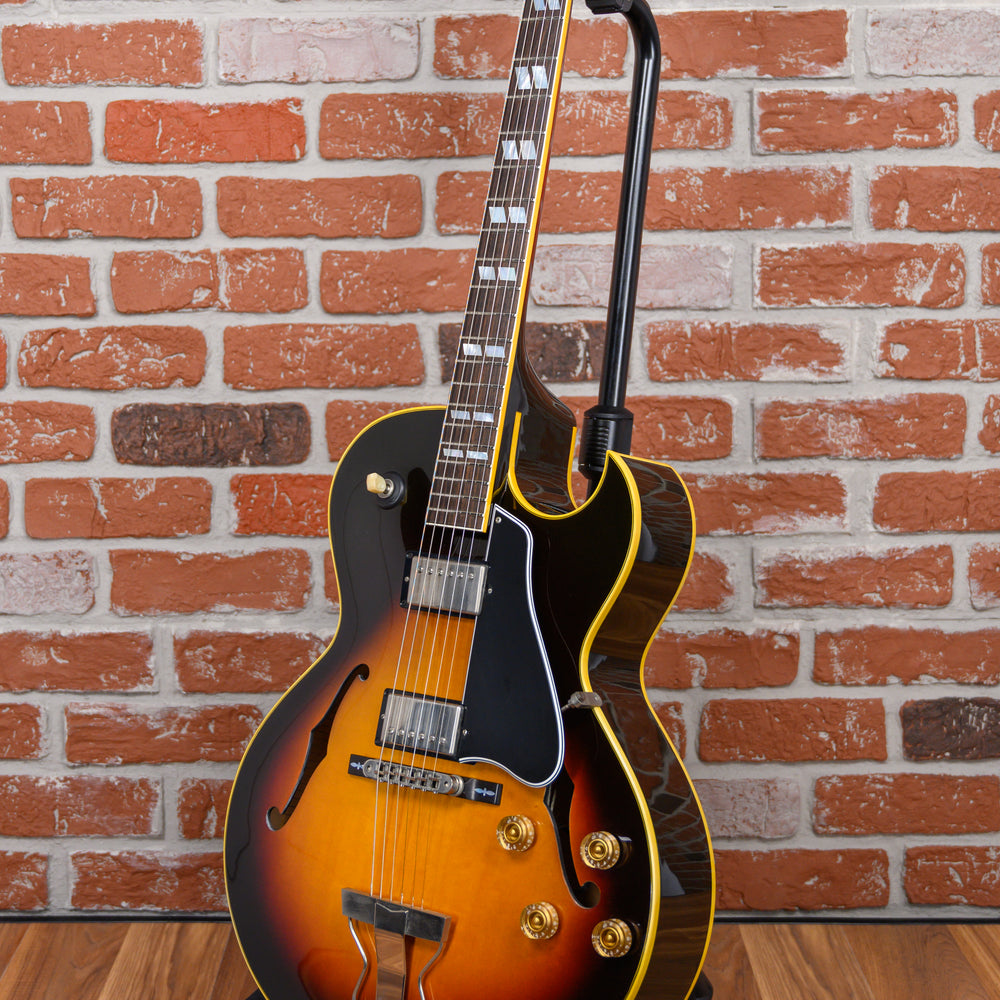 
                      
                        Gibson Steve Howe ES-175 '64 Vintage Sunburst 2005 w/OHSC
                      
                    