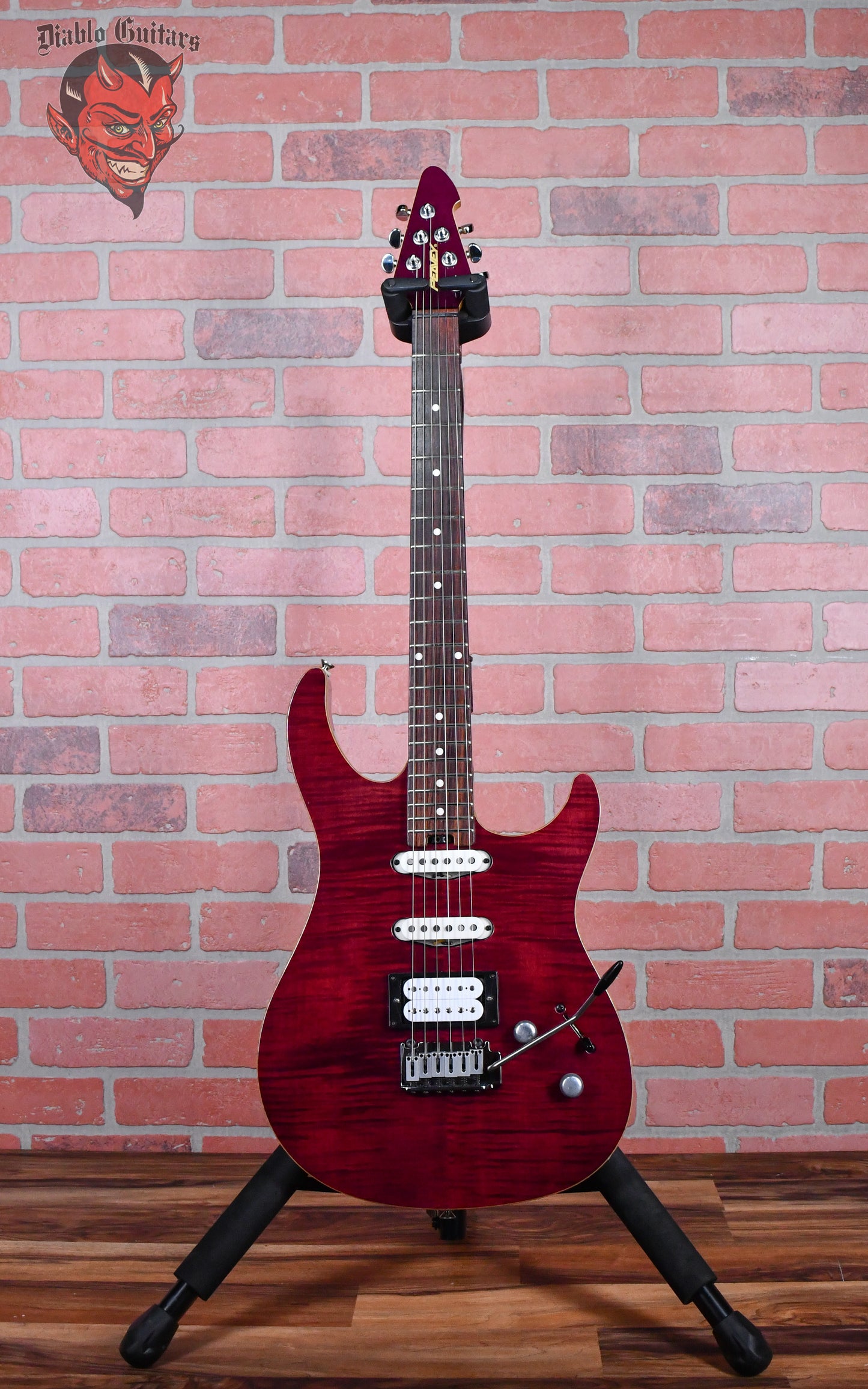 Peavey USA Limited ST AAAA Flame Maple Top Transparent Raspberry 2002 w/OHSC