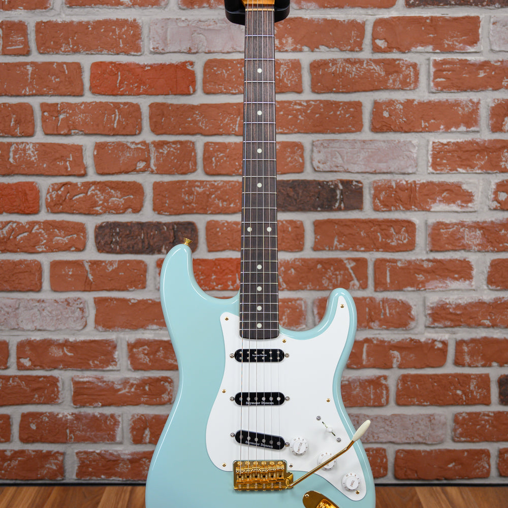 
                      
                        Fender/Allparts Partscaster/Stratocaster Daphne Blue 2023 w/Hard Shell Case
                      
                    