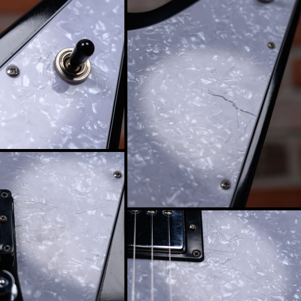 
                      
                        Gibson Explorer '76 Ebony 2008 w/OHSC
                      
                    